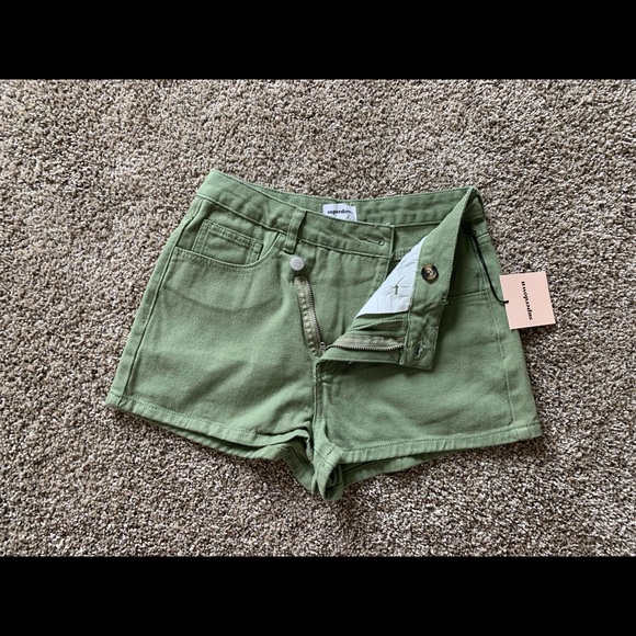 Revolve Superdown Rylan Asymmetrical Shorts - Picture 7 of 9